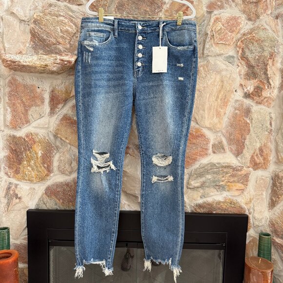 New Flying Monkey Black Label Distressed High Rise Mom Jean. Size 32 or 15 - Picture 1 of 4